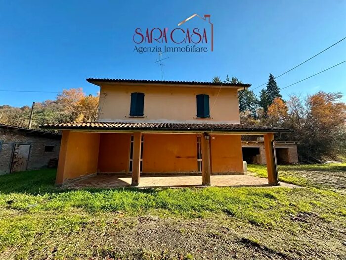 Casa con 5 locali in vendita in Faenza