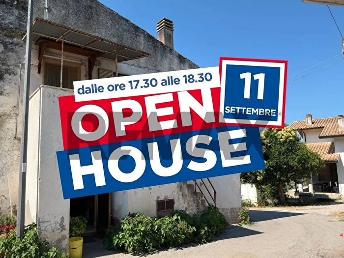 Casa trilocale in vendita in Strada Fagnano, Citta' Sant'Angelo