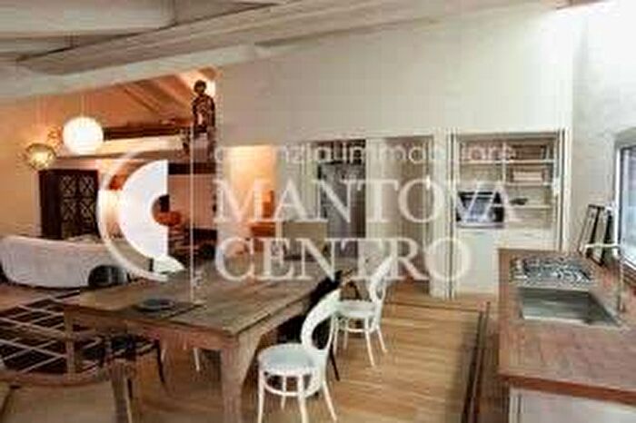 Appartamento trilocale in affitto in Anconetta Gradaro, Mantova