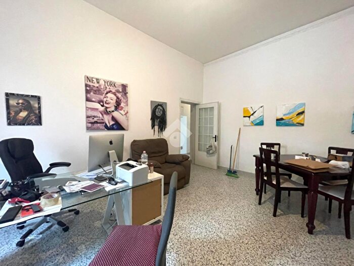 Appartamento quadrilocale in vendita in Via Ottavio Scalfo, Lecce
