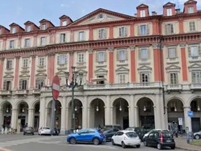 Appartamento quadrilocale in vendita in Torino