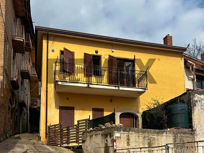 Casa con 7 locali in vendita in Via Aria di Caruso, Apollosa