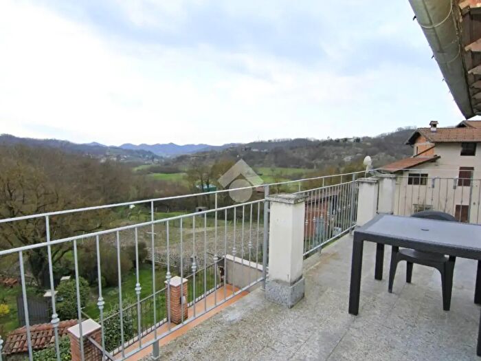 Appartamento trilocale in vendita in Località Pratolungo Villa Inferiore, Gavi