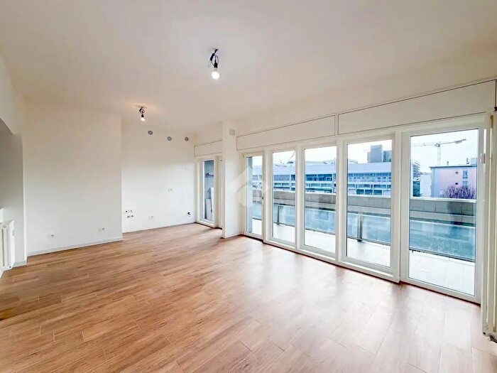 Appartamento quadrilocale in vendita in Via Felice Maritano, San Donato Milanese