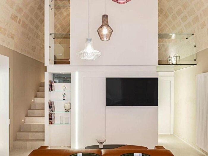 Appartamento trilocale in affitto in Via Francesco Paolo Volpe, Centro, Matera