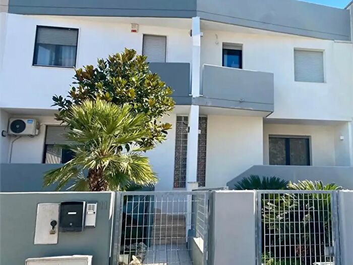 Casa con 5 locali in vendita in Capurso