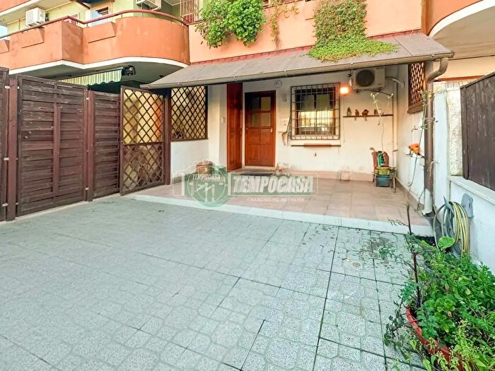 Appartamento trilocale in vendita in Via Fratelli Soprani, Cerveteri