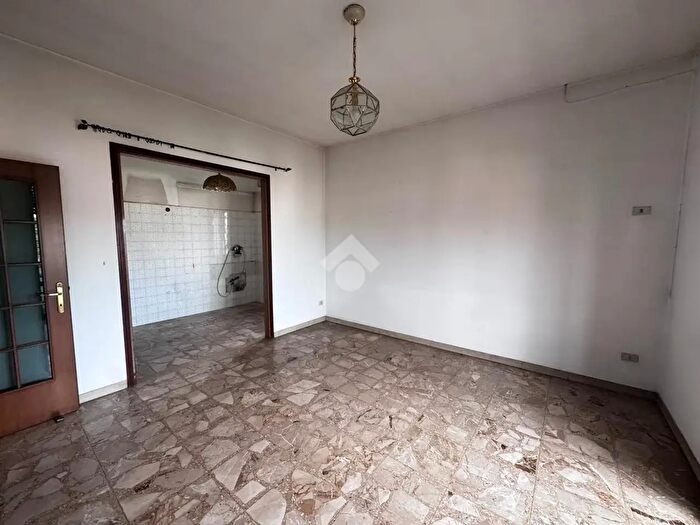 Appartamento trilocale in vendita in Via Pomai, Mirano