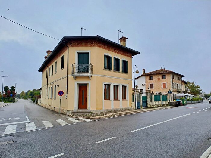 Appartamento con 5 locali in vendita in Morsano Al Tagliamento