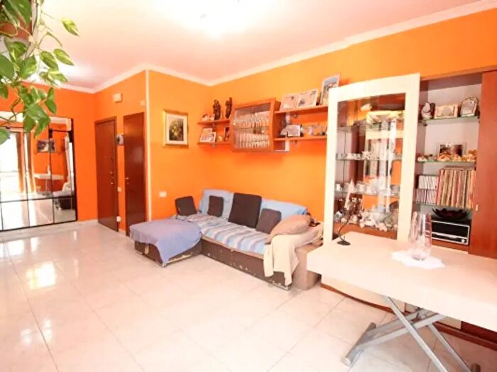 Appartamento trilocale in vendita in Via John Fitzgerald Kennedy, Cologno Monzese