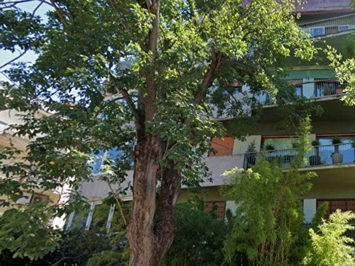 Casa quadrilocale in affitto in Via Valnerina, Africano Villa Chigi, Roma