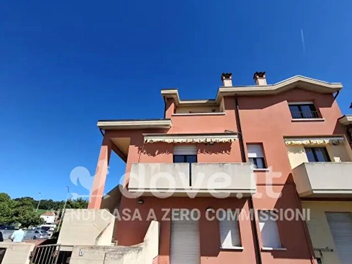Appartamento quadrilocale in vendita in Via Conca, Fano