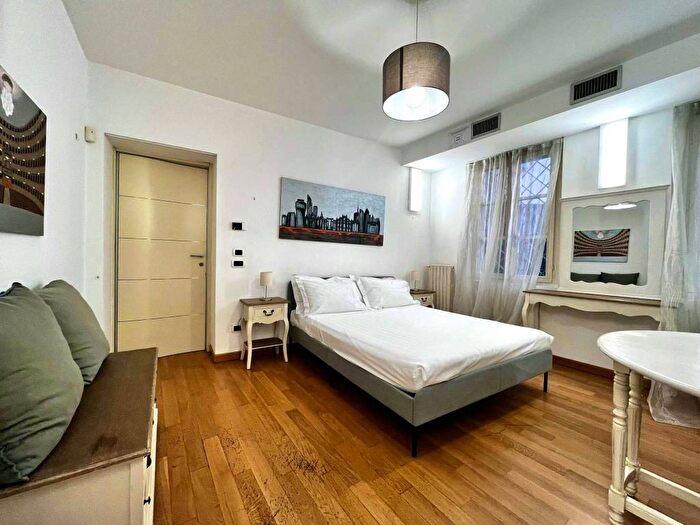 Appartamento in affitto in Via Agnello, Duomo, Milano
