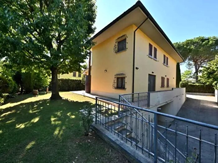 Casa con 6 locali in vendita in Civitella In Val Di Chiana