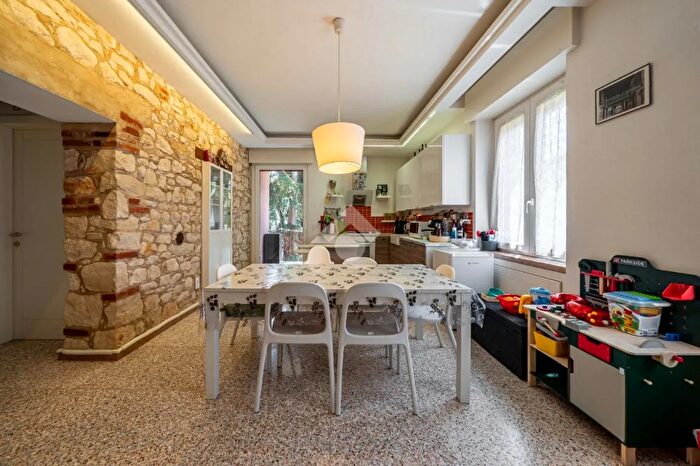 Appartamento trilocale in vendita in Via Lega Veronese, Verona