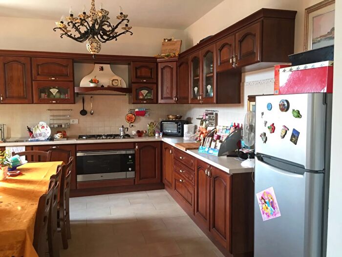 Casa quadrilocale in affitto in Massarosa