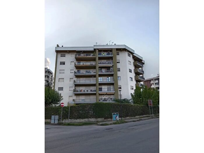 Appartamento quadrilocale in vendita in Via Leonida Repaci, Rende