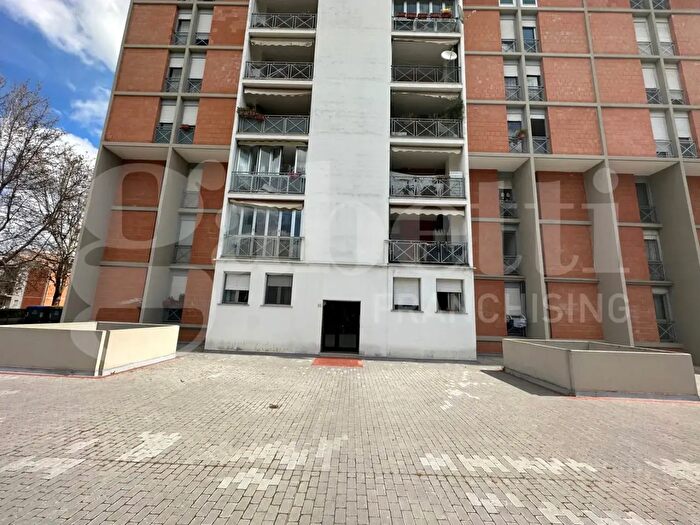 Appartamento quadrilocale in vendita in Via Rossini, Terni