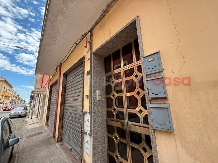 Appartamento trilocale in vendita in Via Paolucci, Pulsano