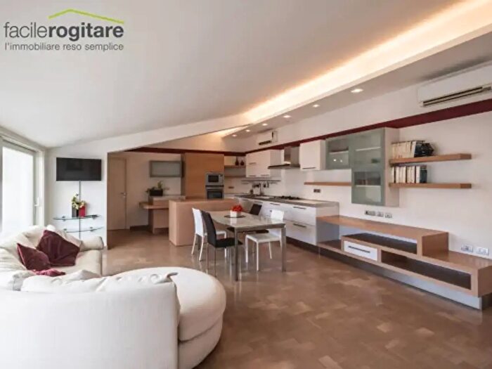 Appartamento quadrilocale in vendita in Viale Cavour, Riccione