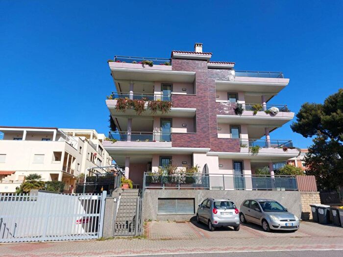 Appartamento bilocale in affitto in Via Colsanto, Centro, Santa Marinella