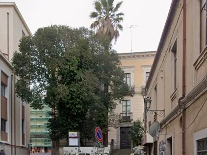 Appartamento con 5 locali in vendita in Discesa Camillo Benso di Cavour, Catanzaro