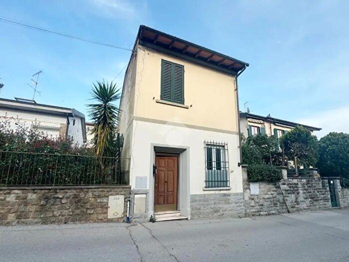 Casa quadrilocale in vendita in Via Arrighetto da Settimello, Calenzano
