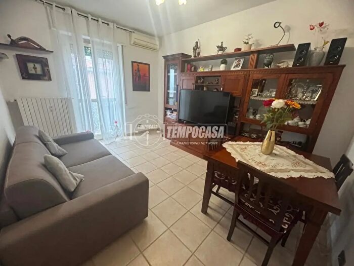 Appartamento bilocale in vendita in Via XX Settembre, Baranzate