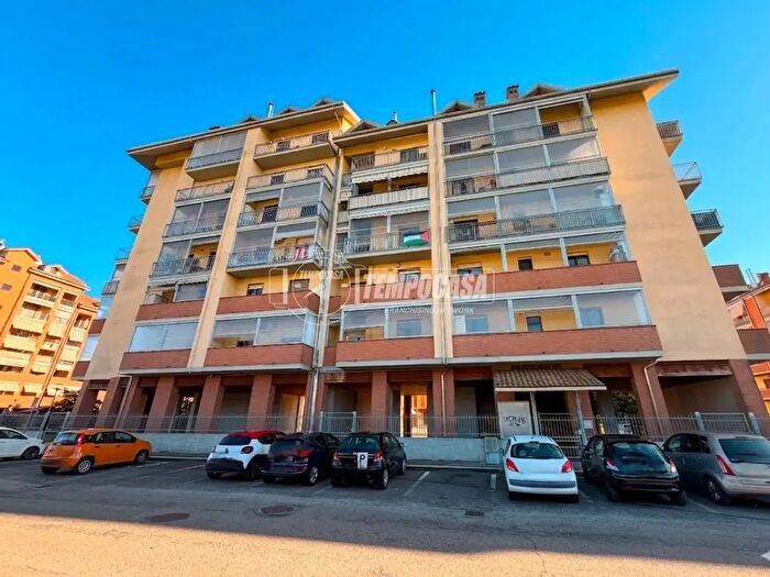 Appartamento trilocale in vendita in Via Sassari, Nichelino