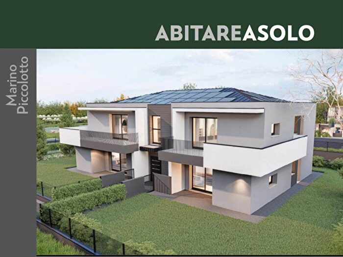 Appartamento trilocale in vendita in Via Longa, Pagnano, Asolo
