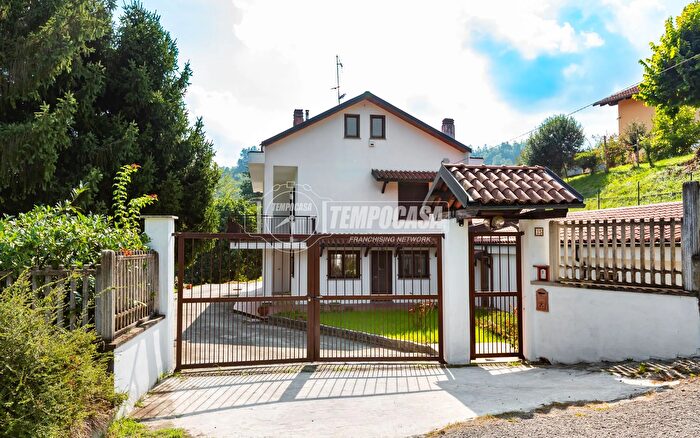 Casa con 5 locali in vendita in Via Tetti Allasio, Sciolze