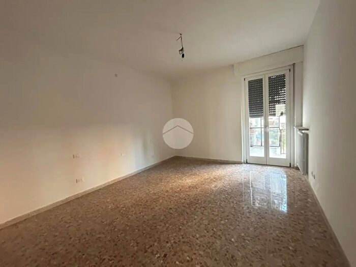 Appartamento con 5 locali in vendita in Via Triste, Verona