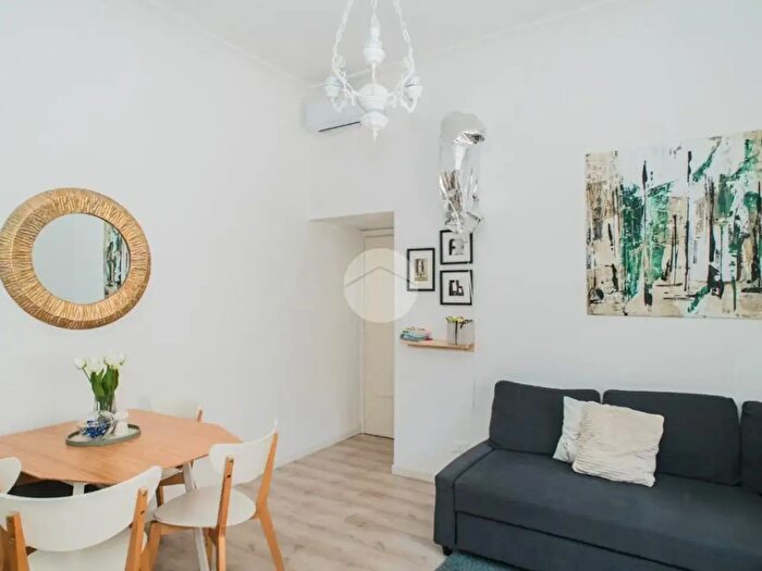 Appartamento bilocale in vendita in Via di Monte Verde, Roma