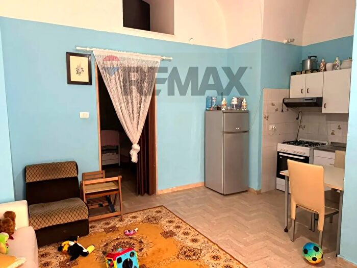 Appartamento bilocale in vendita in Via Nigro', Trani