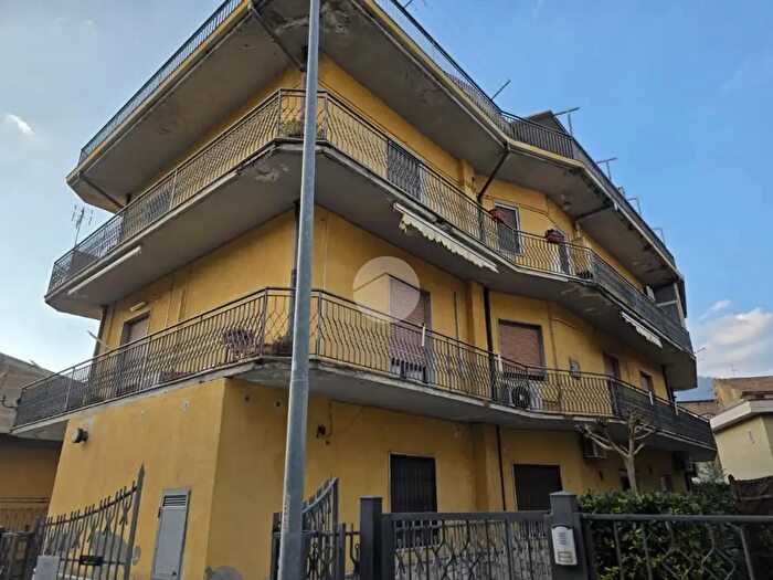 Appartamento trilocale in affitto in Montesarchio