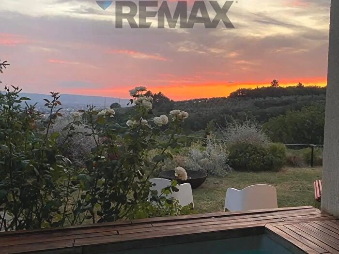 Casa con 8 locali in vendita in Via Uppello a, Foligno