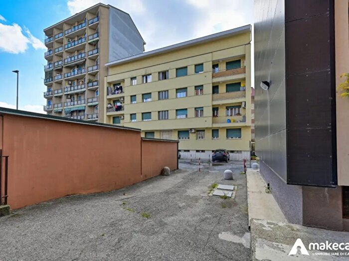 Appartamento bilocale in vendita in Via Castellini, Melegnano