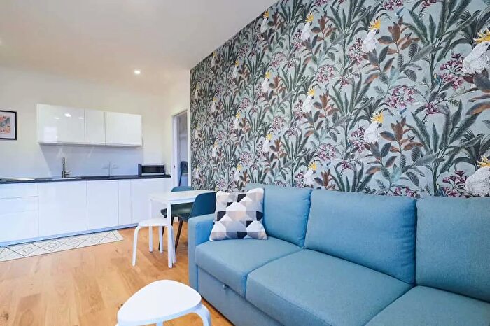 Appartamento monolocale in affitto in Via Melzo, Milano