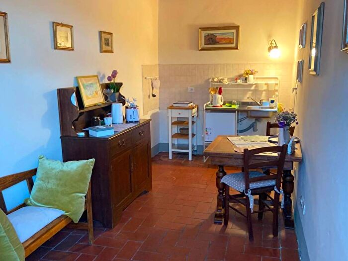 Appartamento monolocale in affitto in Piazza Camillo Benso di Cavour, Centro, Barberino di Mugello