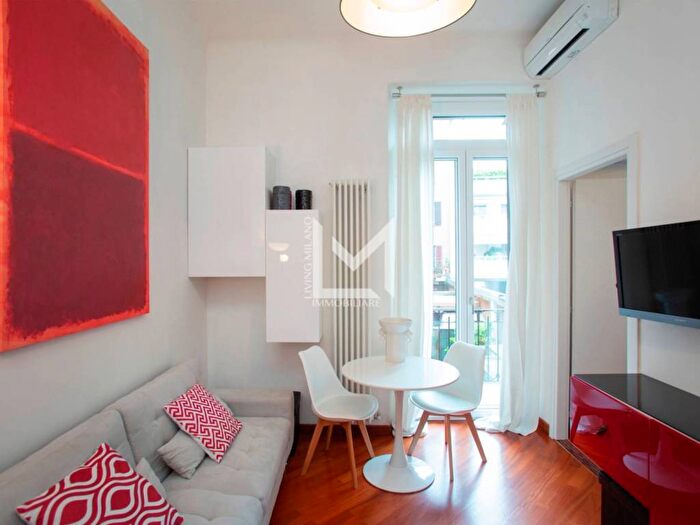 Appartamento bilocale in affitto in Via Messina, Paolo Sarpi, Milano