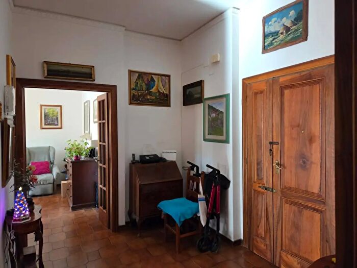 Appartamento con 7 locali in vendita in Via Vincenzo Monti, Sesto Fiorentino