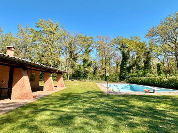 Casa con 6 locali in vendita in Largo Dell' Olgiata, Olgiata, Roma