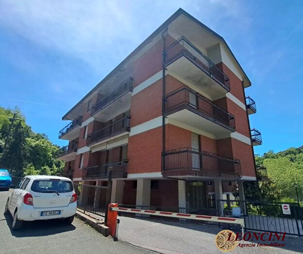 Appartamento trilocale in vendita in Castello, Bagnone