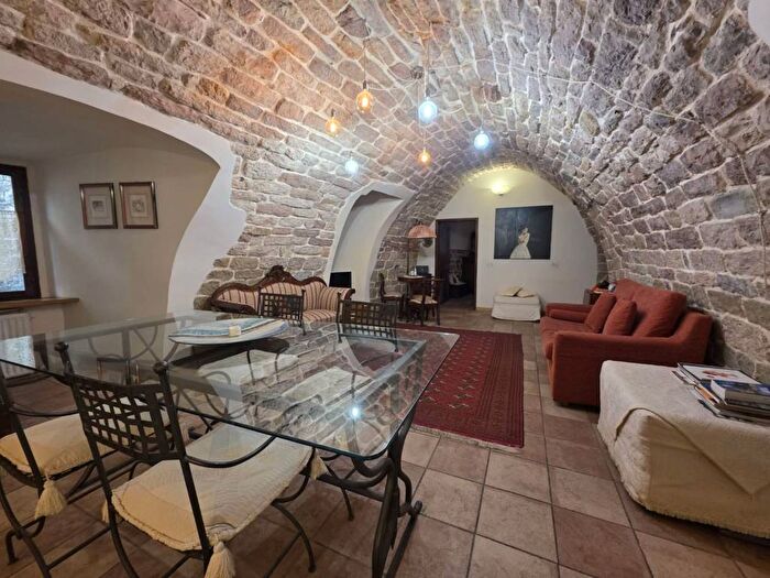 Appartamento bilocale in affitto in Via dei Priori, Centro Storico, Perugia