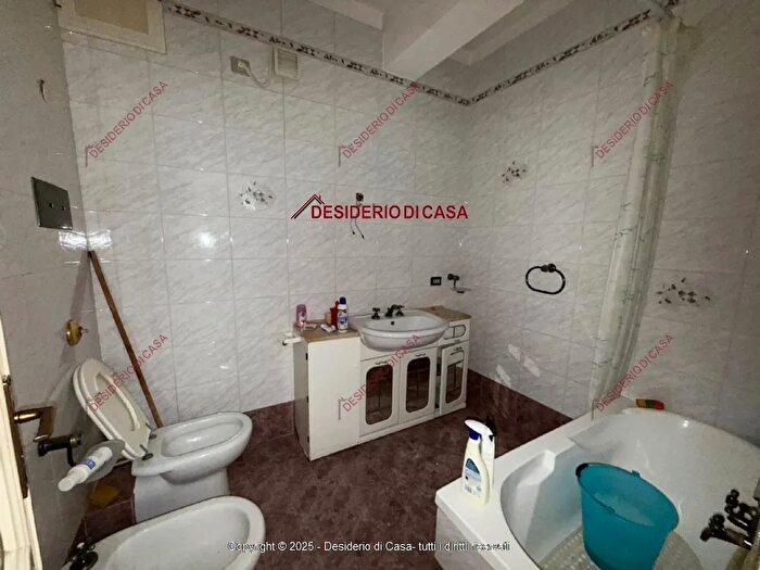 Appartamento trilocale in vendita in Via Partanna Mondello Palermo Pa Italia, Palermo