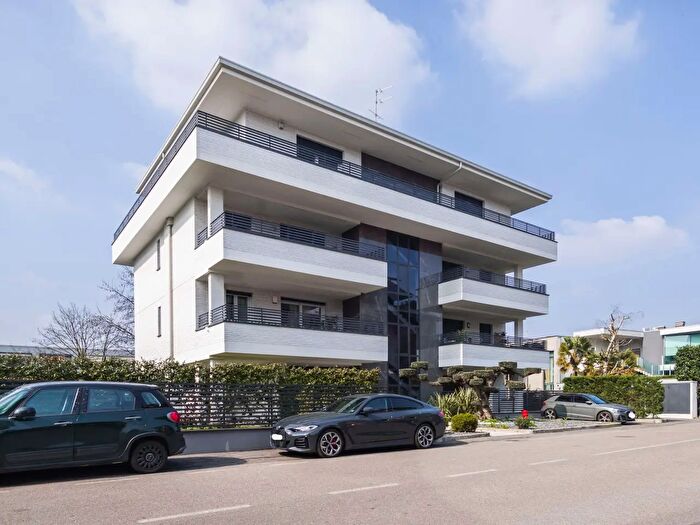 Appartamento quadrilocale in vendita in Cesano Maderno