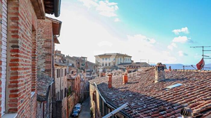 Appartamento con 6 locali in vendita in Citta Della Pieve