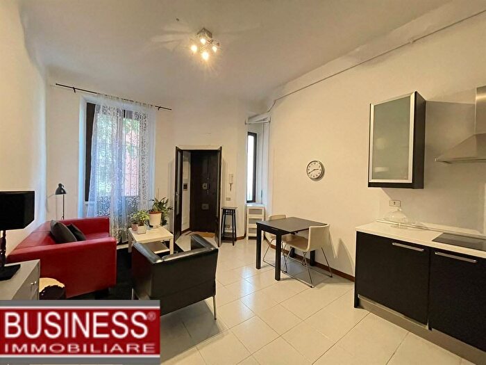 Appartamento bilocale in affitto in Via Pietro Borsieri, Isola, Milano