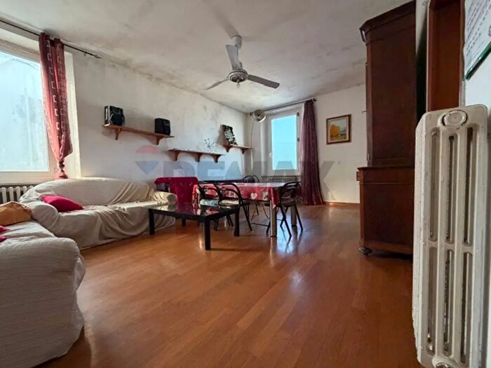 Appartamento trilocale in vendita in Via Flaminia, Falconara Marittima