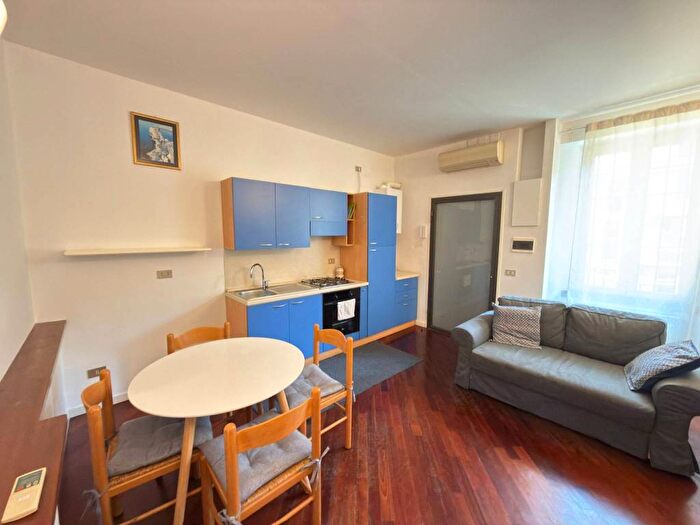 Appartamento bilocale in affitto in Via Pietro Custodi, Corso San Gottardo, Milano